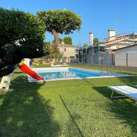 House With Pool And Park - Convenient For Venice And The Sea! *